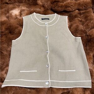 Soft Green Sleeveless Button-Up Vest